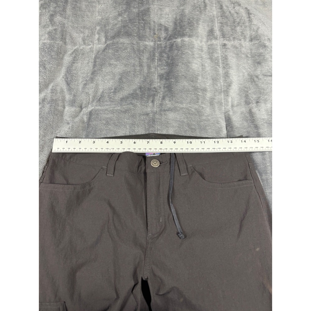 Patagonia Womens Size 6 Grey Brown Hiking Cargo Pants Ankle Zip Worn Wear Slim - Picture 5 of 12